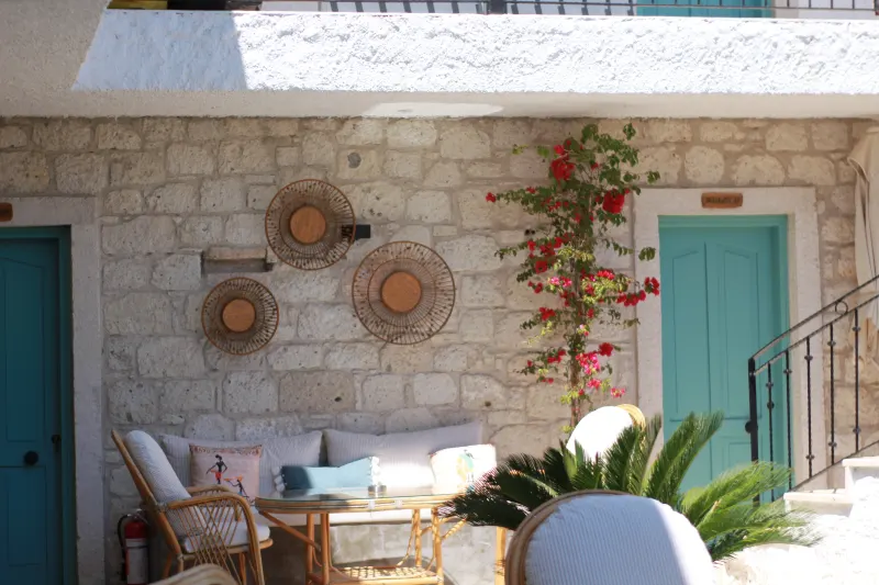 Avlu Alaçatı boutique hotel